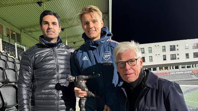 Ødegaard tildelt Kniksens hederspris: – Litt surrealistisk