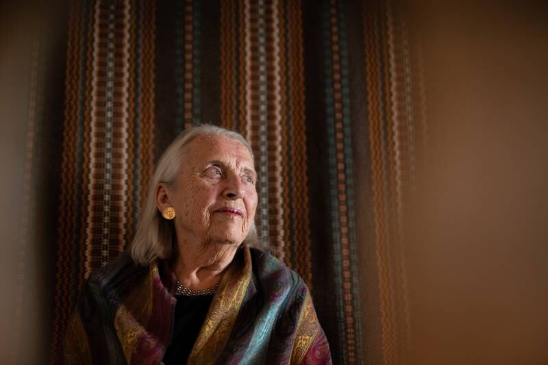 Tordis Ørjasæter er i en alder av 94 på nytt aktuell med boka "Vi er ikke alene".