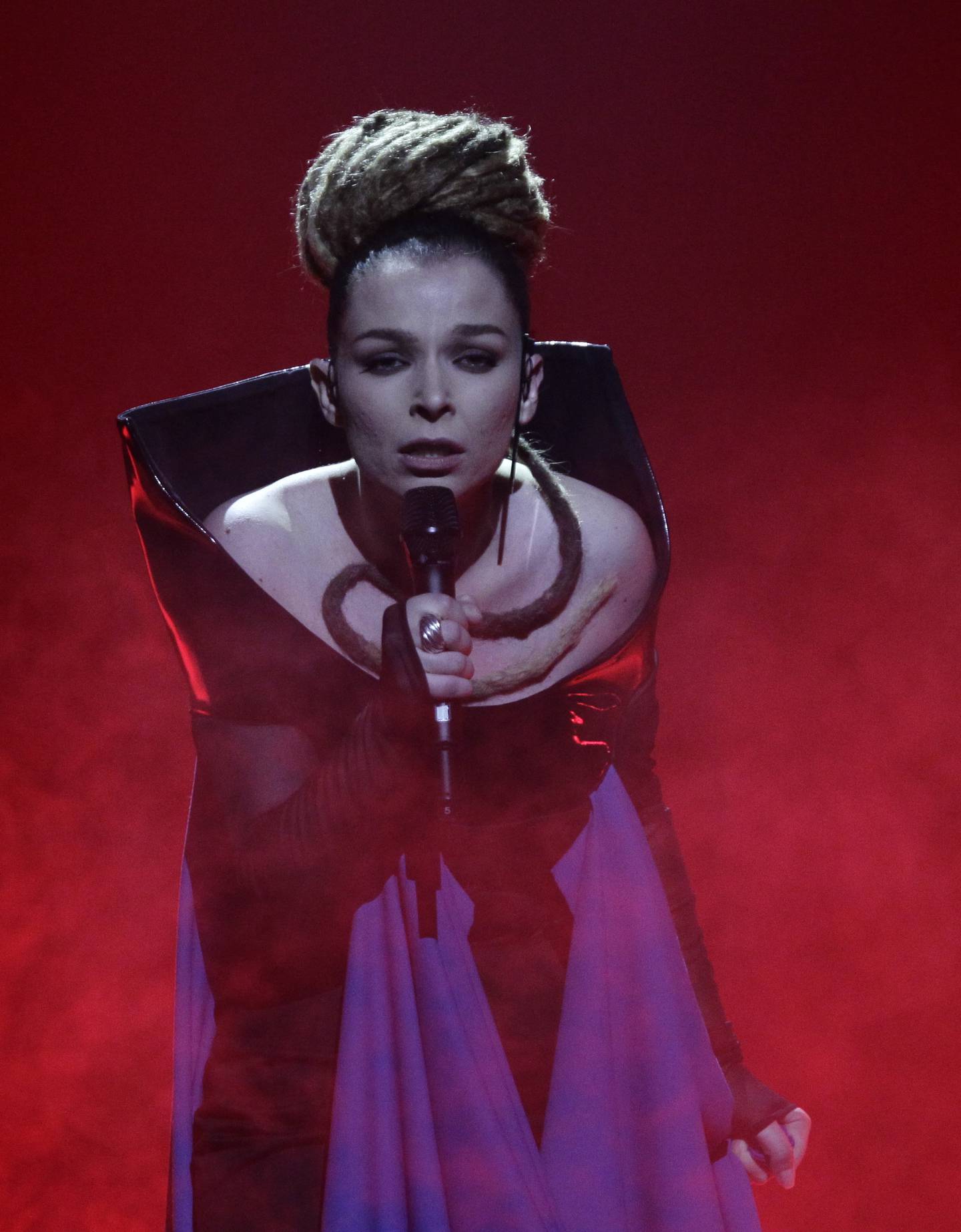 Rona Nishliu under Eurovision-finalen i Baku, Aserbajdsjan i 2012.