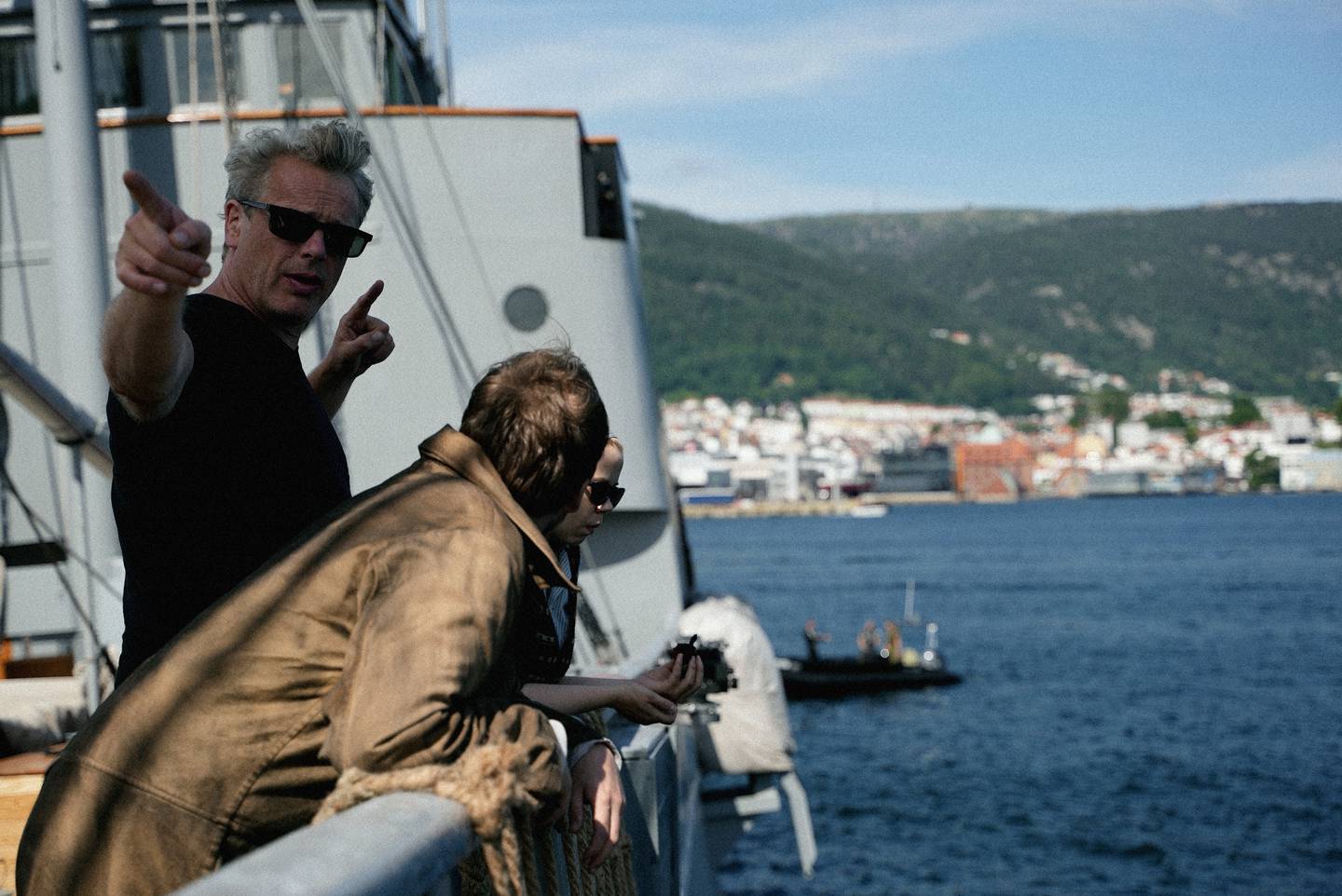 Regissør Gunnar Vikene under innspillingen av «Krigsseileren», som kommer på Netflix i utvidet miniserie-versjon den 5. april. Filmen skal også legges ut på plattformen.