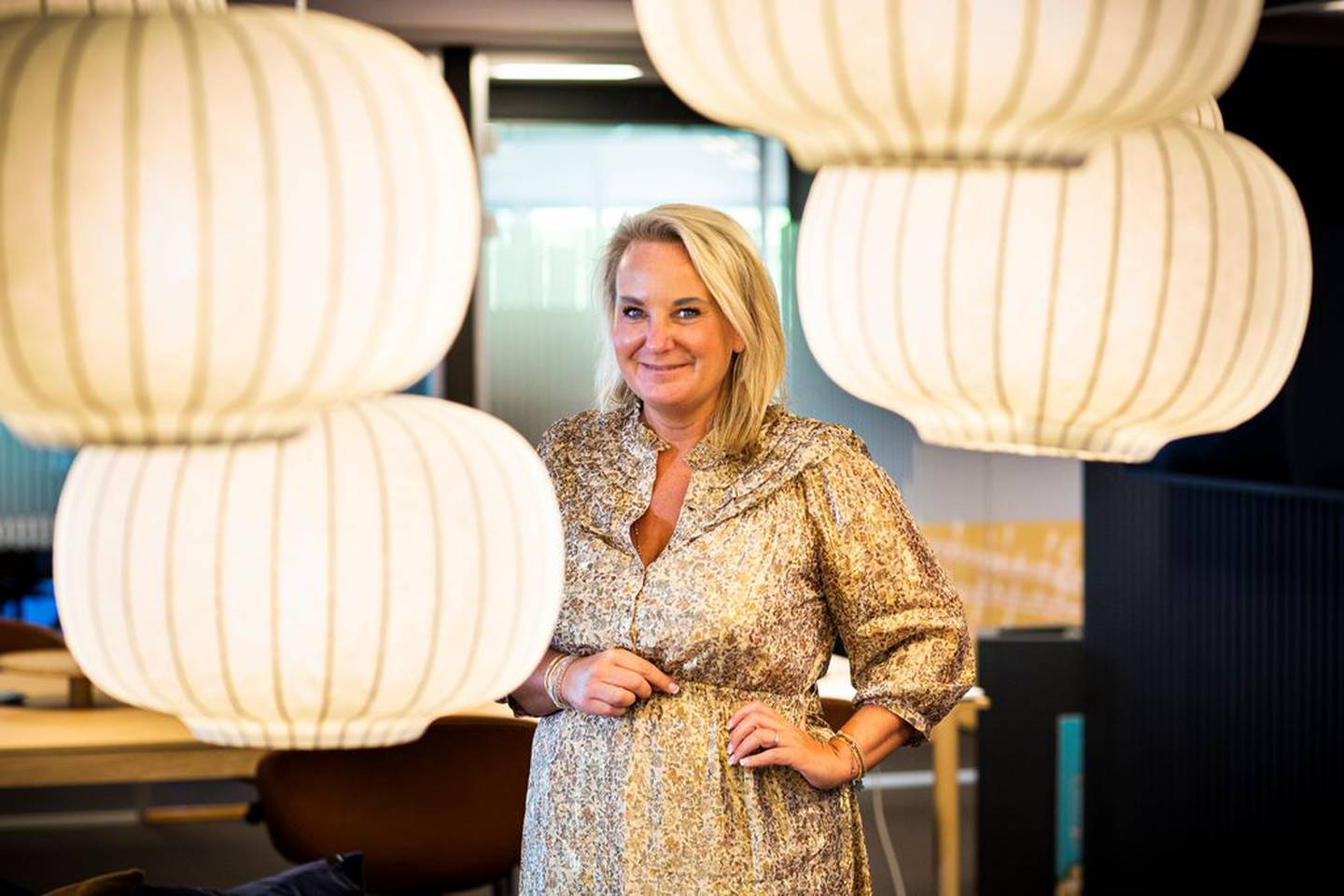 – Kontoret skal ikke være jålete, men litt hjemmekoselig, forklarer Kristin Ruud, HR-direktør i Kongsberg Digital.

Foto: Ole Palmstrøm/FriFagbevegelse