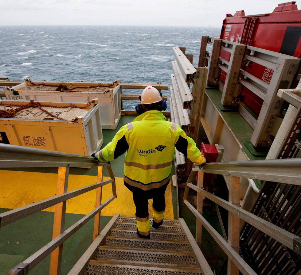 De som jobber i oljeindustrien opplever en økende polarisering, skriver innleggsforfatterne. Foto: Håkon Mosvold Larsen/NTB