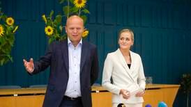 Senterpartiet får igjen spille rollen som bondehæren som hisser opp ekspertene i Oslo