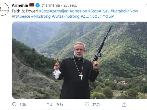 Armenia og Aserbajdsjans kompromissløse Twitter-oppdateringer