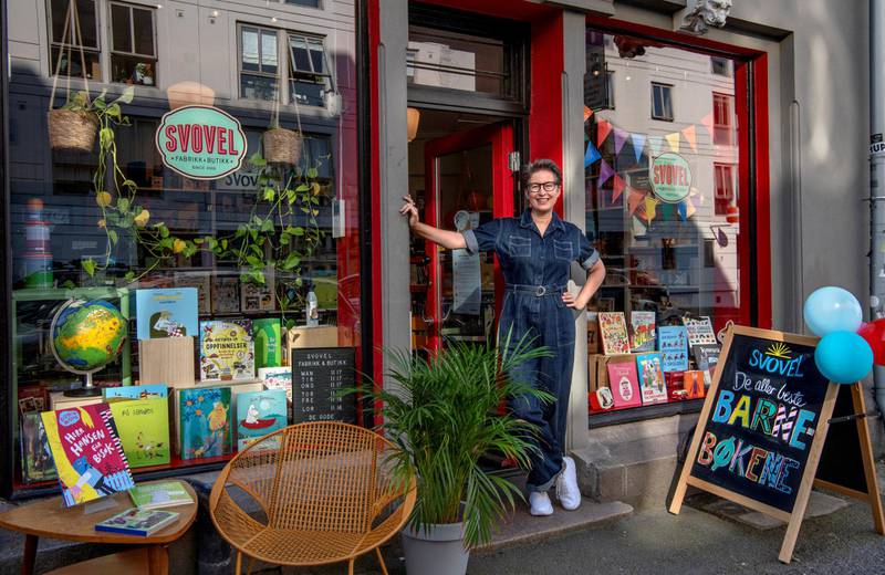 Ellen Renberg driver Norges eneste bokhandel som kun er dedikert til barnebøker. Hun mener bøkene vi leser i barndommen kan skape minner for resten av livet.