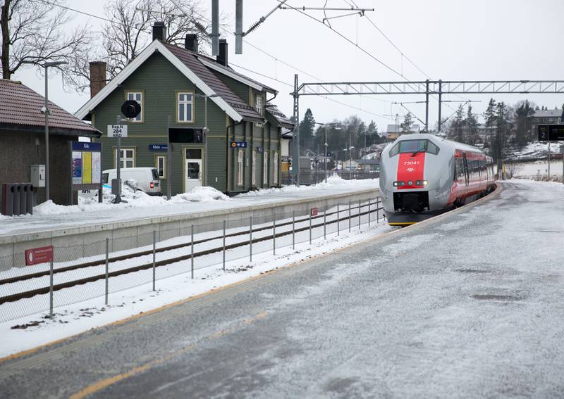 LIMBO: Bane Nors forslag om å utsette Intercity-utbyggingen gjennom Østfold får store koneskevenser langs hele traseen, mener Østfold Ap-leder Stein Erik Lauvås.