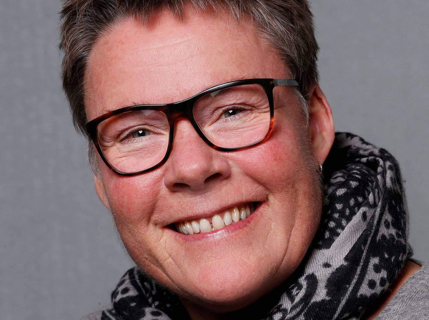 BEKREFTER: Distriktsredaktør Grete Ruud i NRK Østfold.