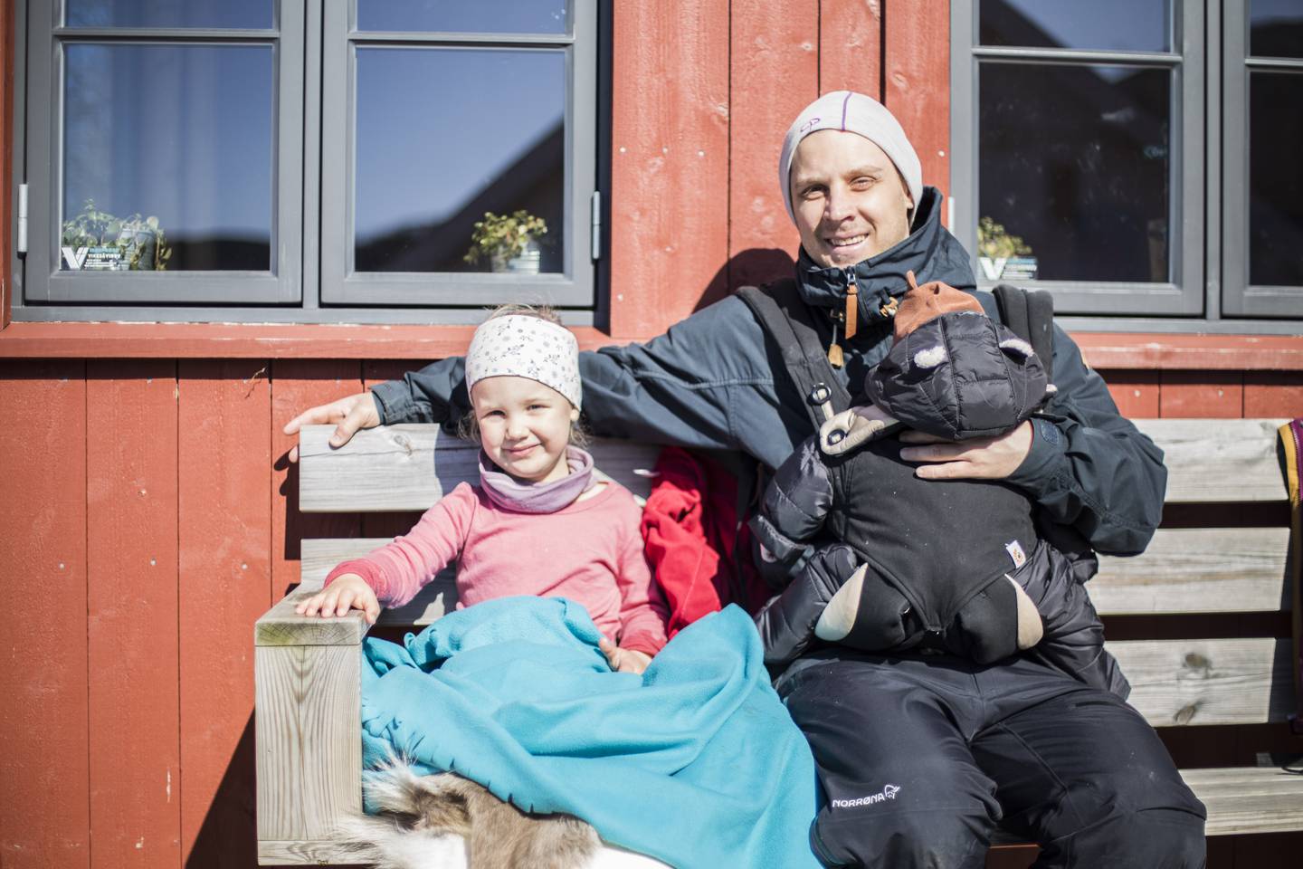 Shane Austbø, Vilde Austbø Færø (4,5 år) og Ulrik Austbø Færø (4 mnd)