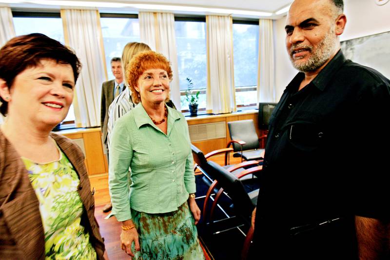 Hamas-parlamentarikeren Yeahya al-Abadsa er blant de Nybakk har hatt på besøk i Oslo.