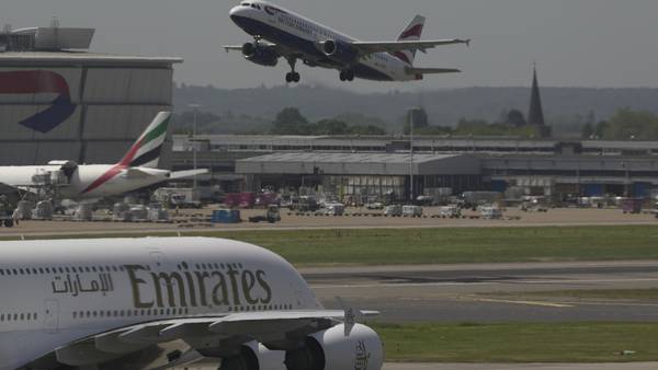 Varsler storstreik på Heathrow-flyplass i London i sommerferien