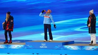 Johaug fikk sin siste OL-medalje rundt halsen i spektakulær avslutningsseremoni