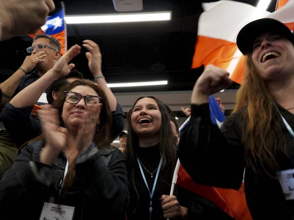 Uventet stort flertall mot ny grunnlov i Chile