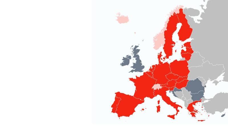 Det røde landene er medlemsland i Schengen og EU, de rosa landene er medlemsland i Schengen, men ikke i EU. Mens de grå landene er medlemsland i EU, men ikke i Schengen. GRAFIKK: Dagsavisen