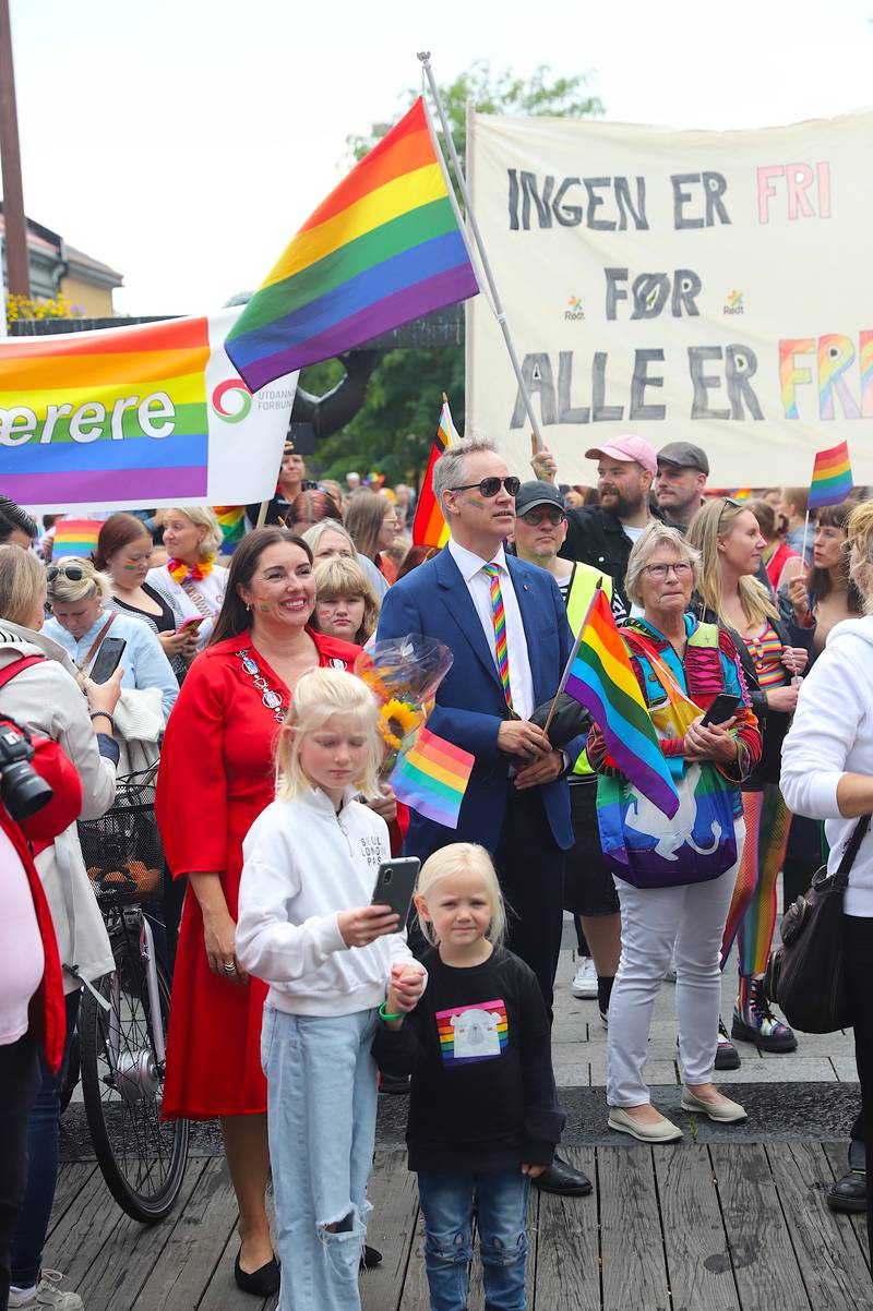 Folkeliv i forbindelse med Pride-paraden i Fredrikstad 19. august 2023.