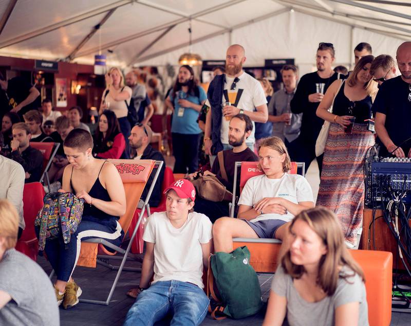 Øyafestivalen satser mer på bokbad, debatter og samtaler i teltet Biblioteket.