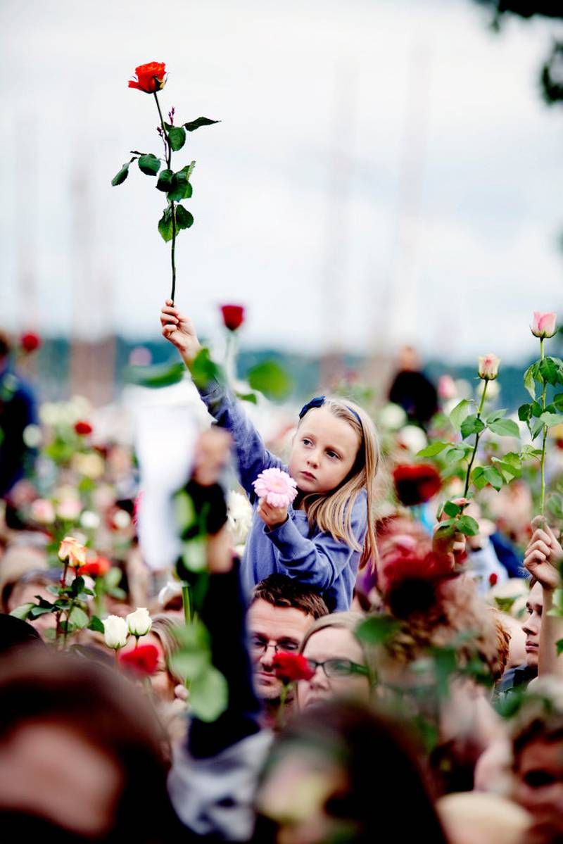 Nora Utvik i rosetoget i 2011