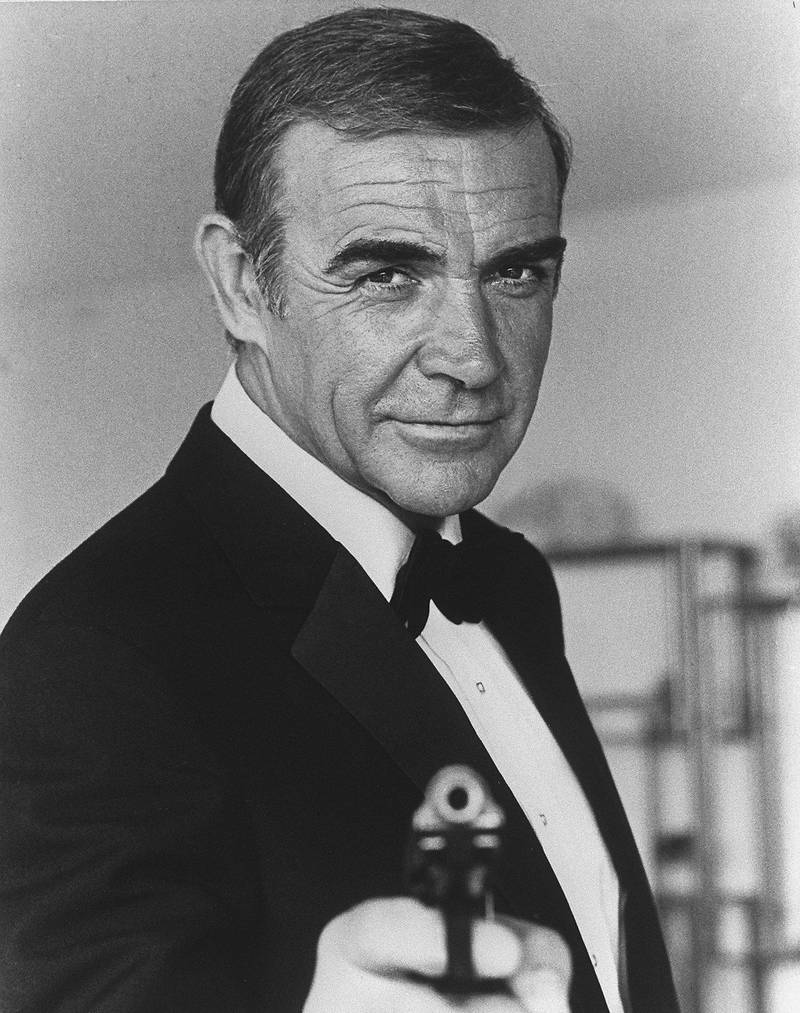 Sean Connery i kjent positur, tatt i forbindelse med «Never say, never again».
