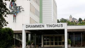 Sjåfør tiltalt etter at 62-åring døde i påkjørsel i Drammen