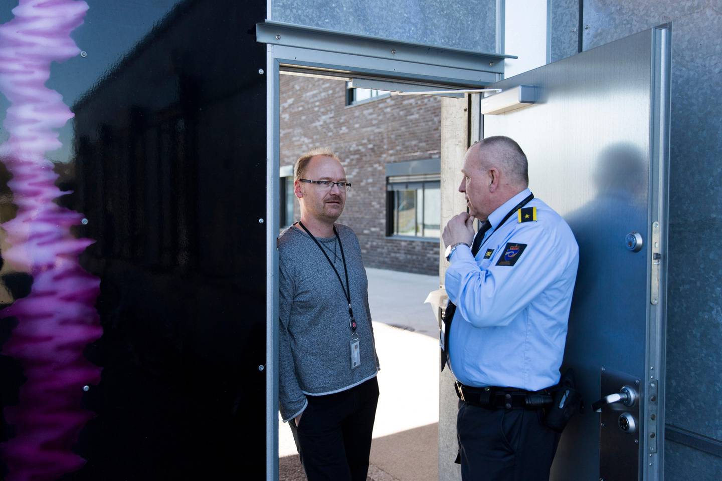 Halden fengsel, 12.4.2019.
�rjan Fallmo, nestleder (t.h.) og J�rgen Stavang Andersen, leder NFF Halden fengsel