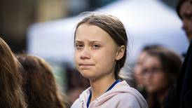 Greta Thunberg ber om hjelp til å returnere til Europa