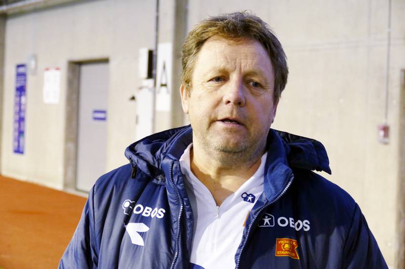 Viking-trener Bjarne Berntsen skal ha inn to stoppere til, ut over Kristian Novak som torsdag skrev proffkontrakt. Foto: Pål Karstensen