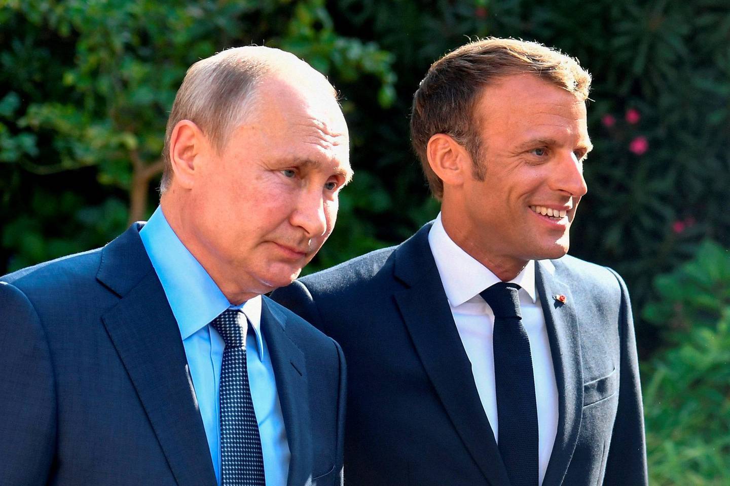 presidenter: Vladimir Putin møtte mandag Emmanuel Macron i Sør-Frankrike før helgens G7-møte.FOTO: NTB SCANPIX
