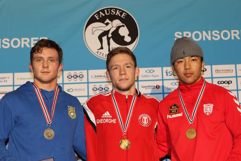Pål Erik Gundersen (i midten) tok i helgen sitt første gull i senior-NM.