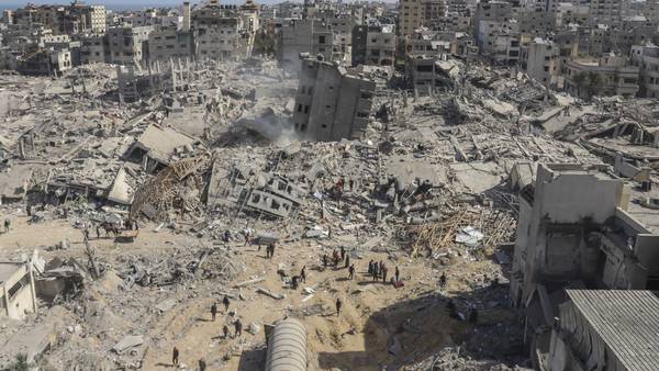 FN forferdet over meldinger om massegraver ved sykehus i Gaza