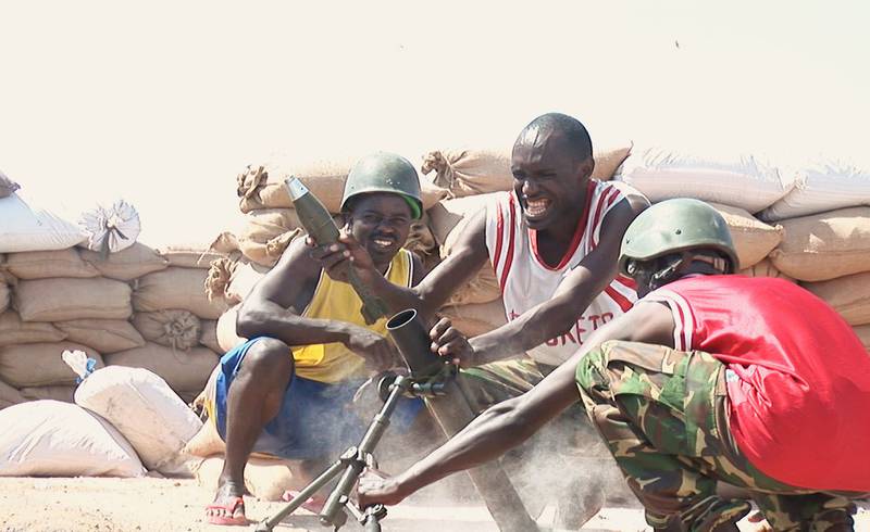 Soldater fra de fredsbevarende styrkene i Somalia, i dokumentarfilmen «Mogadishu Soldier», regissert av «årets filmnavn i Rogaland» Torstein Grude. 