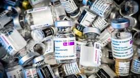 Regjeringsutvalg foreslår «betydelig skjevfordeling» av vaksiner