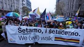 Sammenstøt under forbudt prideparade i Beograd