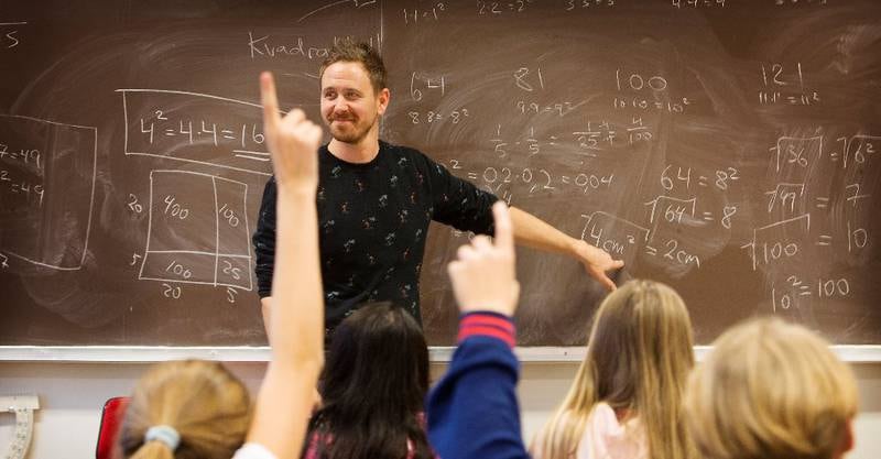 Det har stor betydning for elevenes matematikkferdigheter at faglærerne har høy faglig kompetanse. Lærer Geir Bjøreid Aabø på Hovseter skole i Oslo, er et godt eksempel på det. 