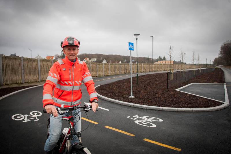 Prosjektleder for Ryfast, Gunnar Eiterjord, er fornøyd med den én kilometer lange strekningen med sykkelstamvei mellom Kannik og SIF-banen