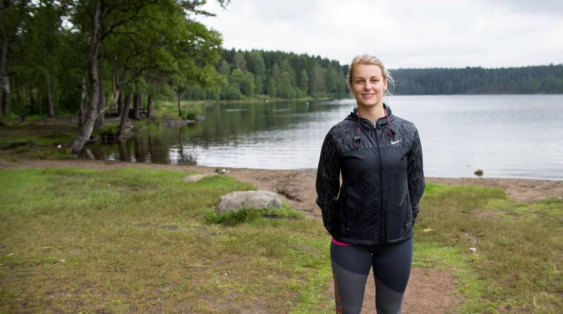Hedda Friis Jørgensen (20), som nyter joggeturene ved Sognsvann, forteller også at hun bruker skogen til andre ting enn trening. – Da sitter jeg gjerne og skriver litt eller leser litt. Det er jo voldsomt fint her på kveldene, spesielt på sommeren.				