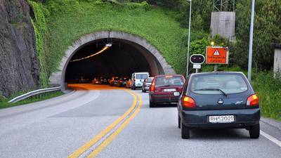 Kø etter Byfjordtunnel-stengt