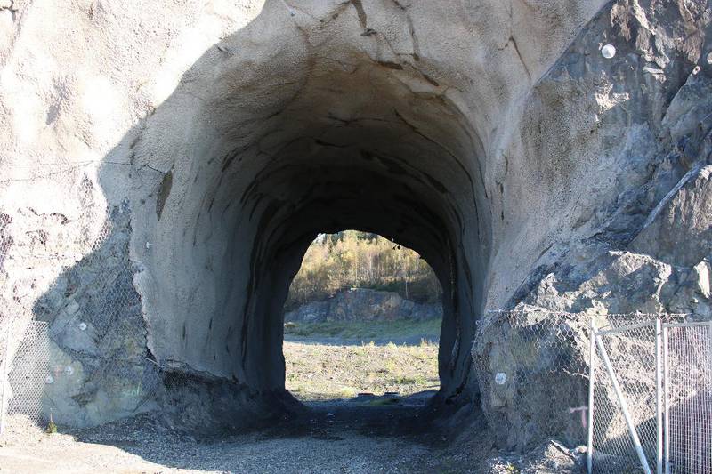 Tunnelen mellom søndre og nordre del av pukkverket.