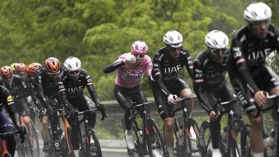 Pogacar rykket til ny Giro-seier i grisevær