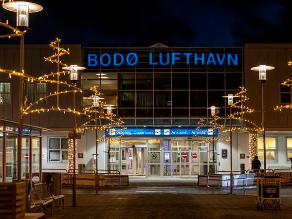 Mann fremsatte bombetrusler mot flyplass og kjøpesenter i Bodø