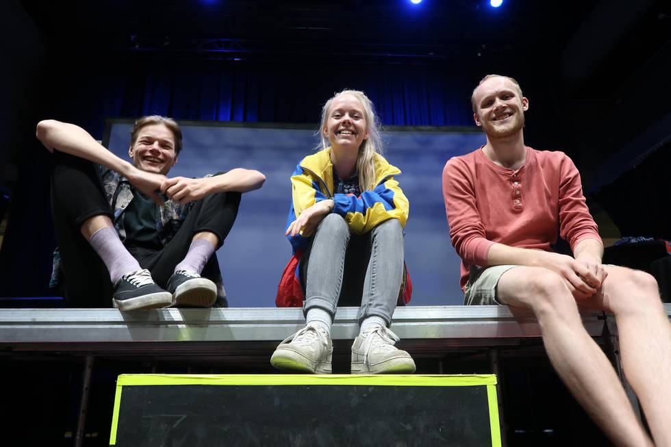 Denne sommeren blir det en fire timers maraton-forestilling av alle de tre "Ingen vei tilbake"-aktene. Fra venstre: Frederic Molund, Julia Sørensen og Mats Gukild