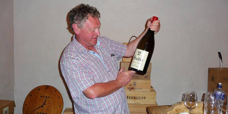 – SØR-AFRIKA TOK MEG: Globetrotter Wiggo Andersens vinfarm i Paardebosch leverer rundt 40.000 flasker vin til restauranter i Sør-Afrika og Europa.