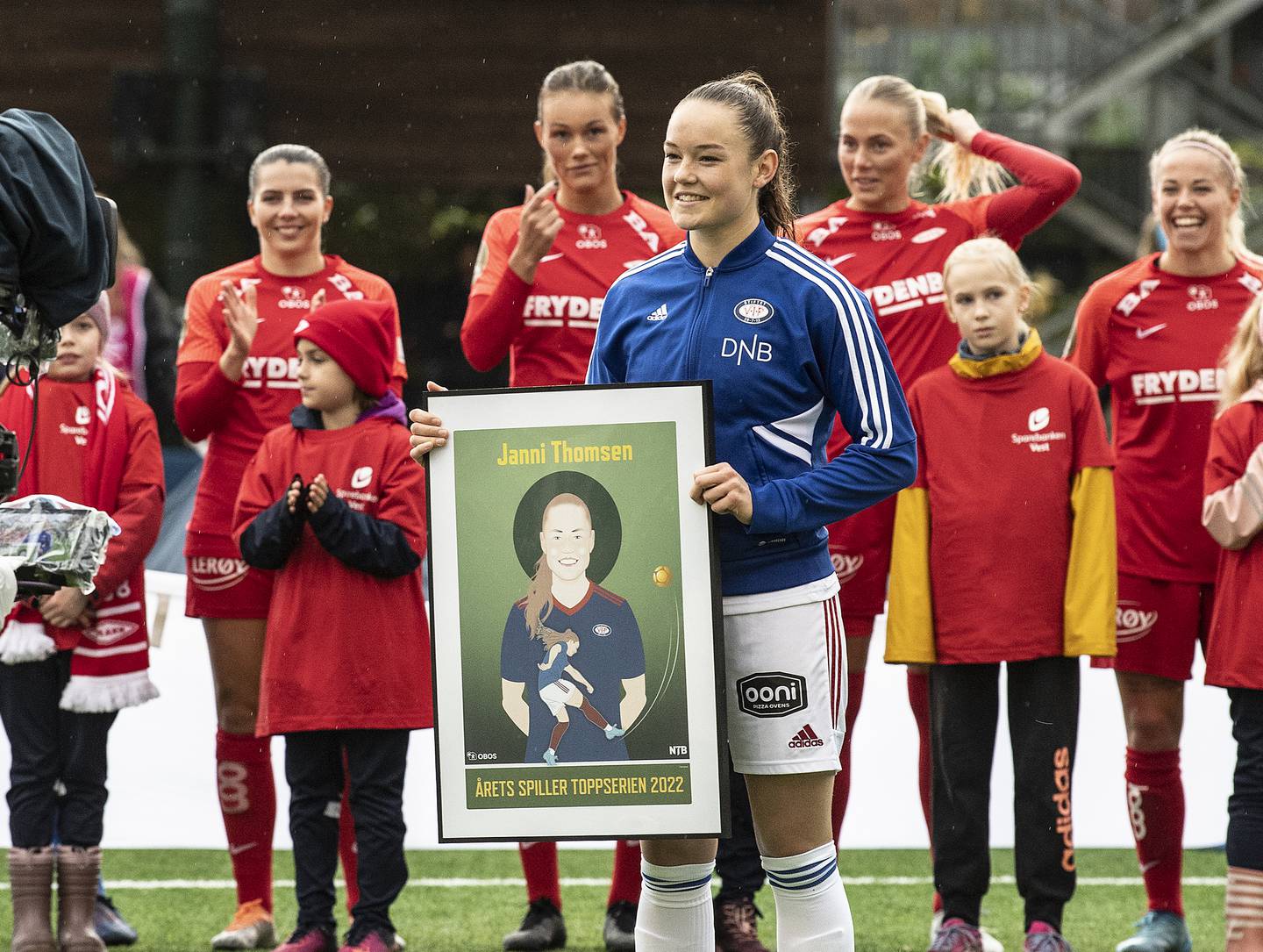 Janni Thomsen; Vålerenga, kåret til årets beste spiller  i toppseriekamper.