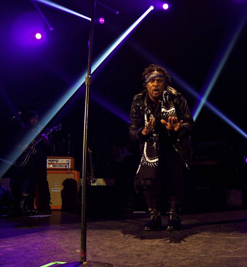 R&B-artisten D'Angelo er et av hovedtrekkplastrene på en rekke av sommerens festivaler. FOTO: AMON CREATIVE/FLICKR