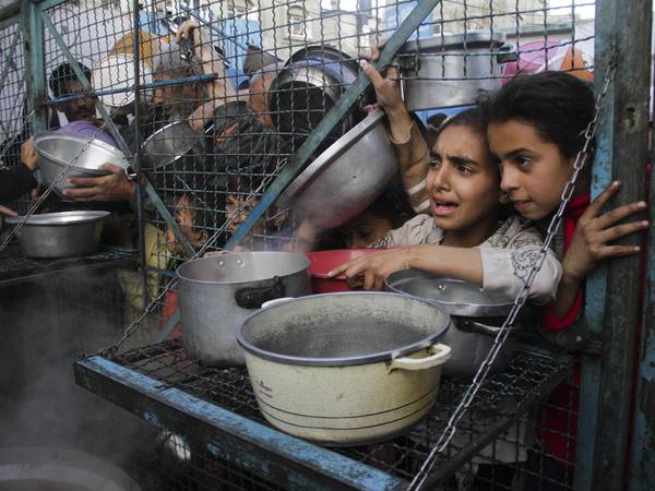 Hjelpeorganisasjon: Mer nødhjelp når Gaza, men mer trengs