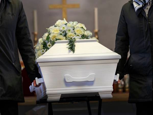 Har samlet inn nesten 19 millioner kroner til begravelser