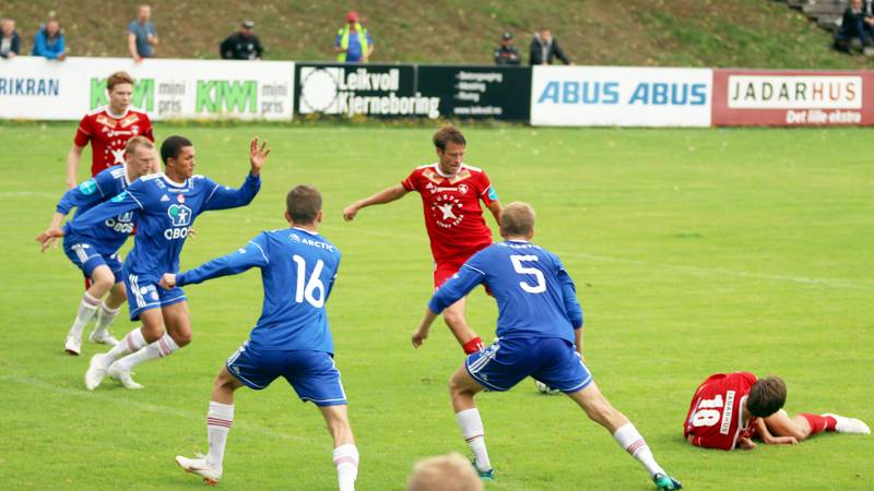 Andreas Westlye sikret Vidar-poeng med sitt fjerde mål for sesongen lørdag. Foto: Pål Karstensen
