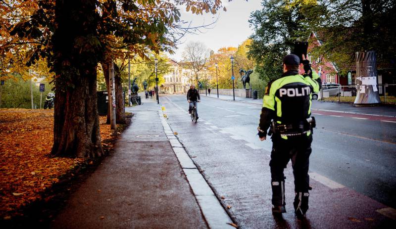 Denne uka kan du bli stoppet av politiet. Men i stedet for bot får du sykkellykter. Hvor de skal stå er forøvrig hemmelig...
