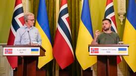 Støre i Kyiv – lover 10 milliarder kroner i bistand
