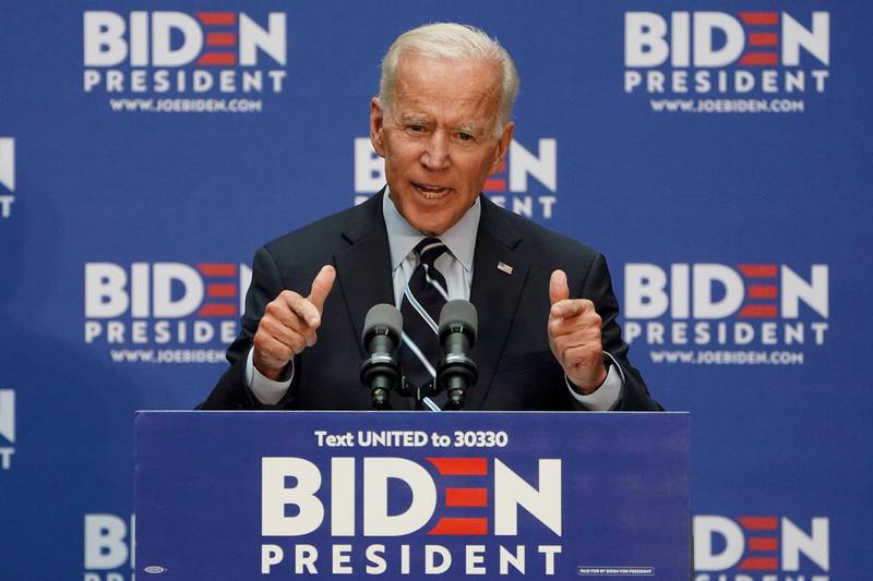 Joe Biden ligger best an på meningsmålingene i kampen om å bli demokratenes presidentkandidat i 2020. Flere demokrater håper han vil peke på Kamala Harris som sin visepresidentkandidat. FOTO: CARLO ALLEGRI/NTB SCANPIX