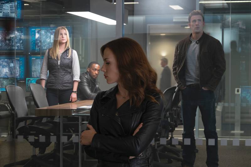Marvels Captain America i sivil. Chris Evans (til høyre) sammen med Emely VanCamp, Sam Wilson og Scarlett Johansson. FOTO: Zade Rosenthal.
