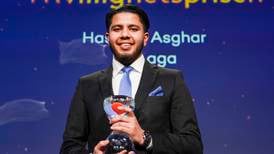 19-årige Hasnain Asghar fra Stovner vant Frivillighetsprisen for 2022
